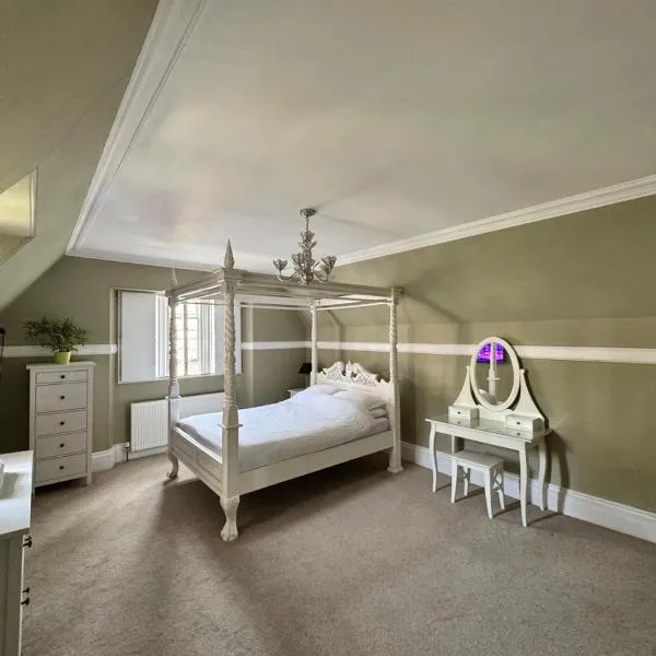 Dundee में, होटल West End Beds