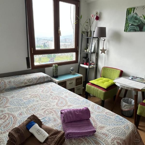 GAIA Hab doble con baño compartido, Bilbao