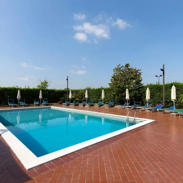Novotel Caserta Sud, hotelli kohteessa Caserta