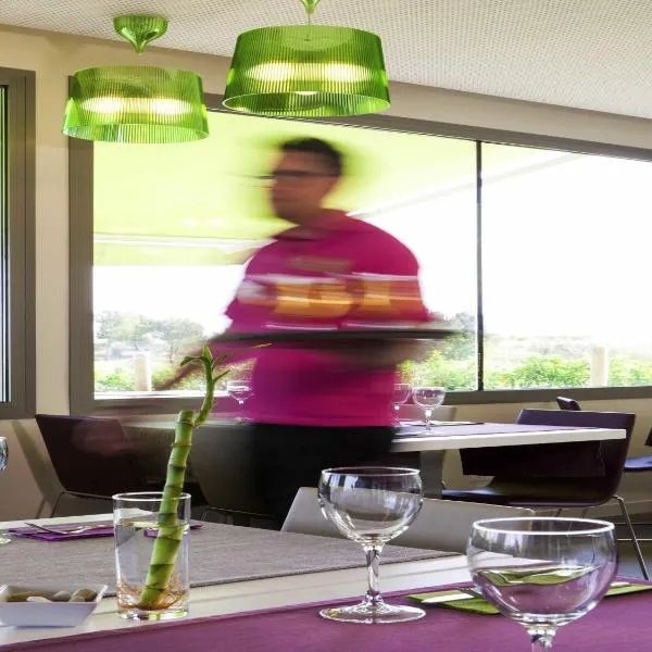 Hotel Ibis Styles Lleida Torrefarrera, hotel en Lleida