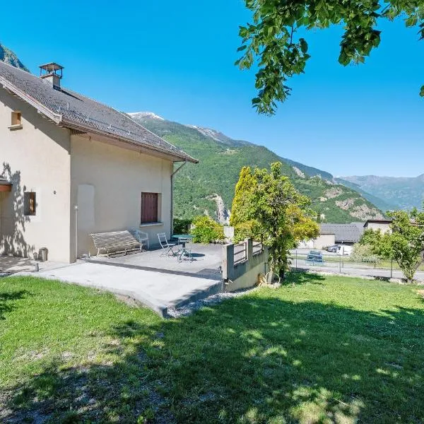 Maison Casabert، فندق في Saint-Martin-de-la-Porte