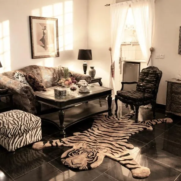 RoofTop Boutique Hotel Adults Only, hotell i Serekunda