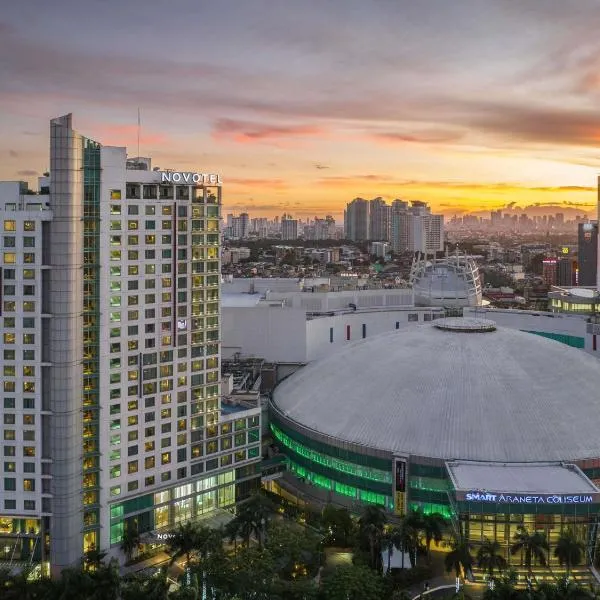 Novotel Manila Araneta City Hotel: Manila şehrinde bir otel