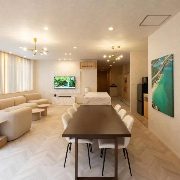 Priyado Kochi, hotel i Kochi