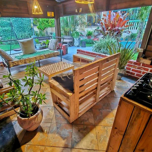 Mazzola Safari House & Backpacking, hotel i Arusha