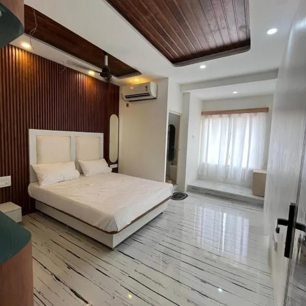 Hyton Grand - Kilambakkam,Urapakkam的飯店