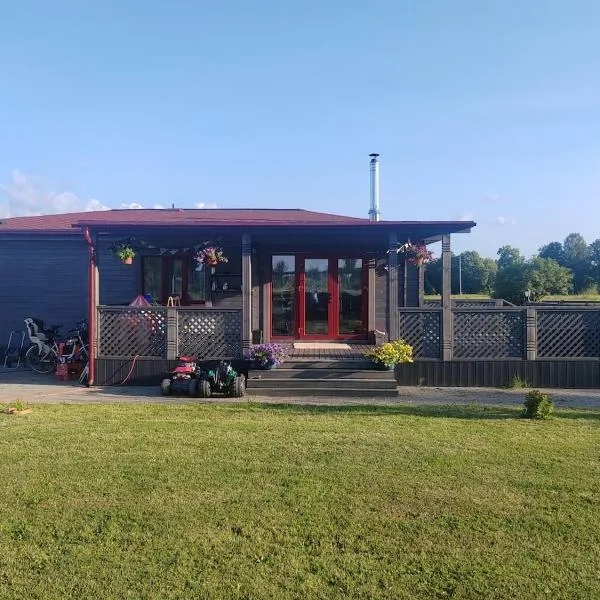 Family vacations house, hotel v mestu Tīnūži