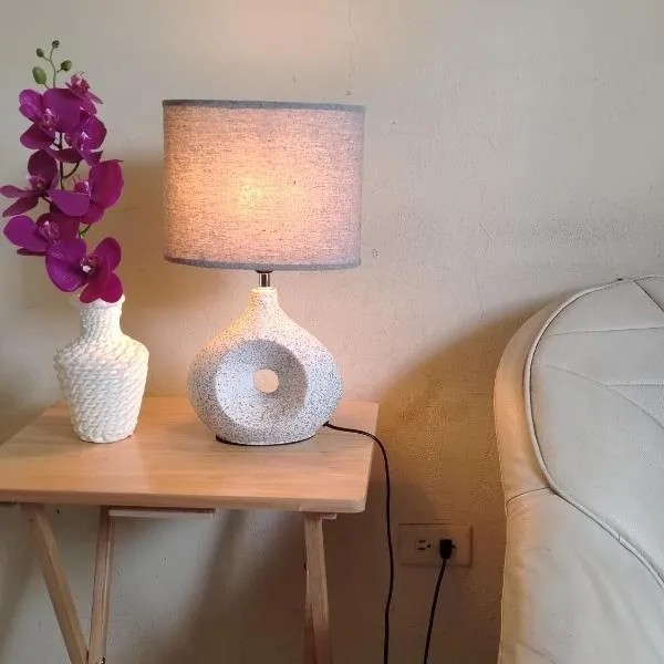 Casita de Mary casa privada para alquilar por dia, hotel em Las Placetas