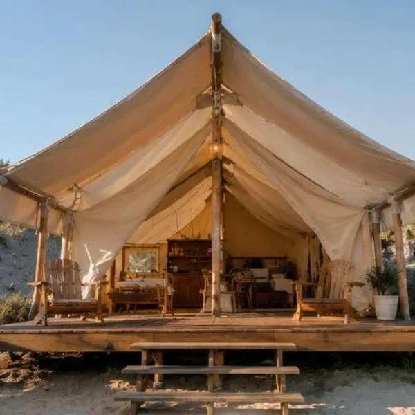 Natural Camping، فندق في Mayaguana Island