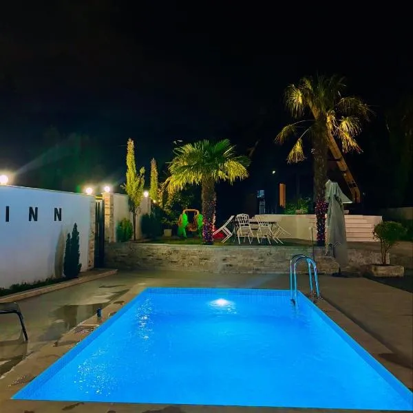 Utopia Inn უტოპია ინნ, hotel v destinácii Batumi
