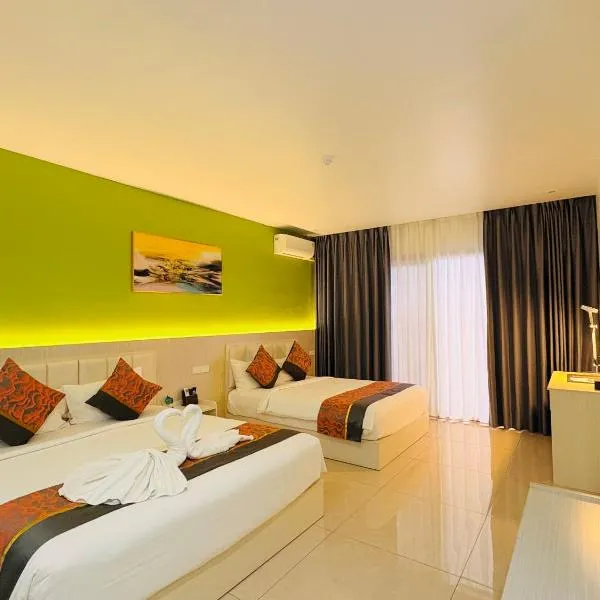 Nausori Plaza Hotel, hotel i Vunimono