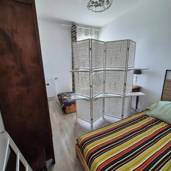 Logement complet pour 4 - proche gare, hotel en Burdeos