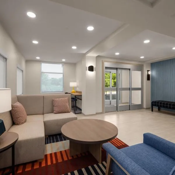 Greenville Pelham Inn by IHG, hotel a Greenville
