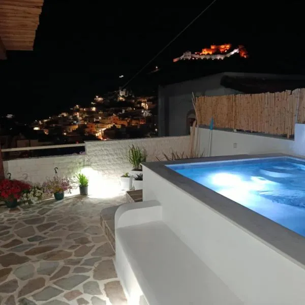 Angelo Waves, luxery apartment in Platanos, Leros, hotel en Lakkíon