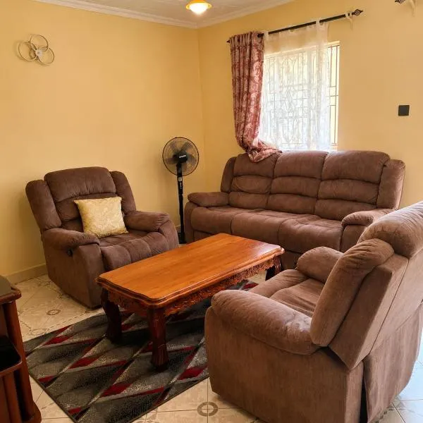 Bungoma town home, хотел в Bungoma