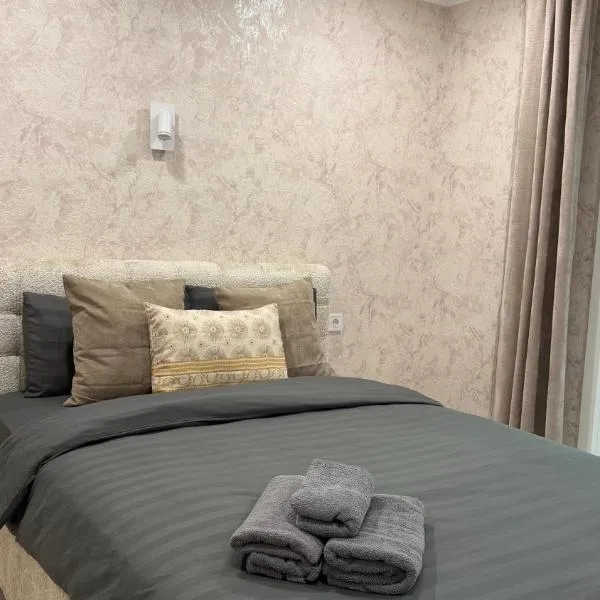 7 Min to Airport Apartment, hotel v mestu Chişinău