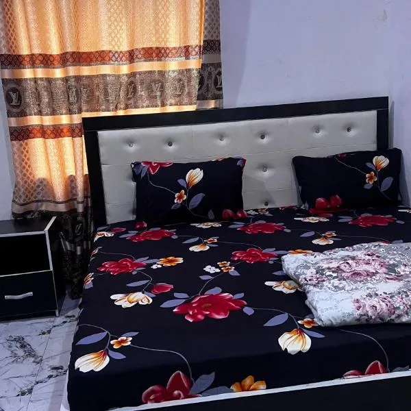 Bright Moon Hotel limited, готель у місті Енугу