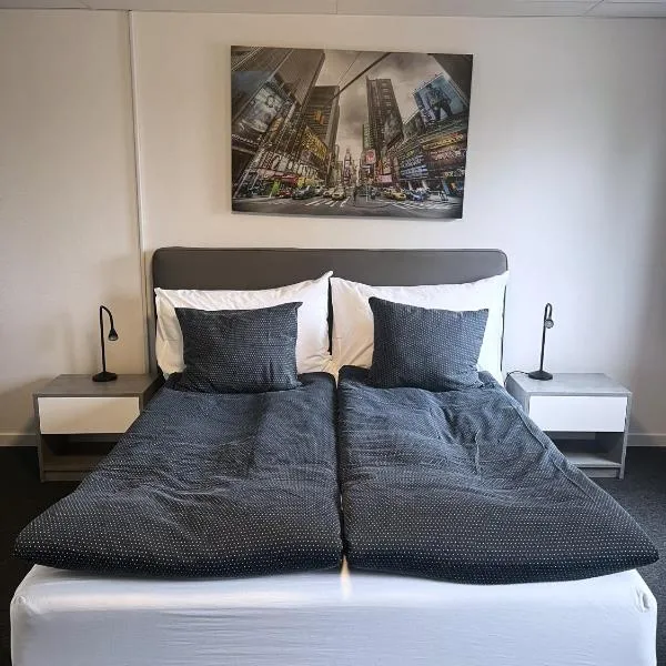 Rentalux Hostel - mini apartment - Room 141, hotel sa Timrå