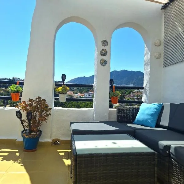 Happy Holiday Home! Pueblo Evita Charming Condo, khách sạn ở Benalmádena