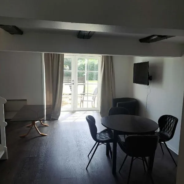 Bandholm Badehotel, hotel din Bandholm