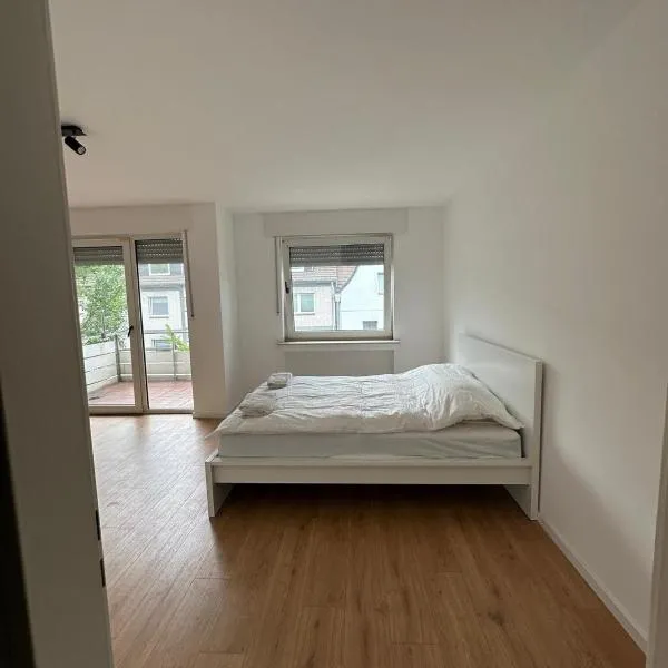 Zentral gelegene Wohlfühloase mit kostenfreiem Parkplatz, hotell i Duisburg