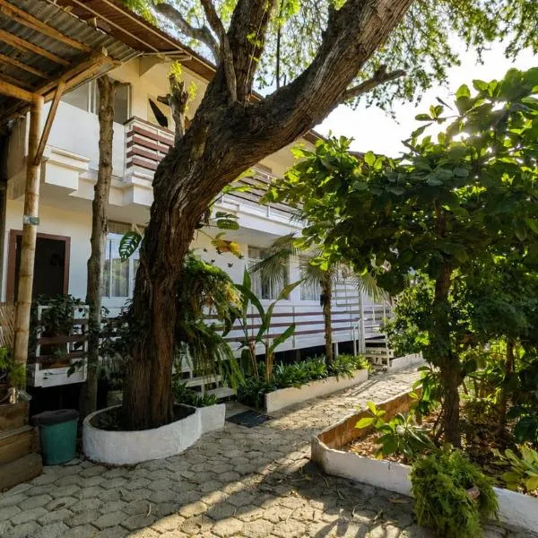 Suites Villa Colombia,位于洛佩斯港的酒店
