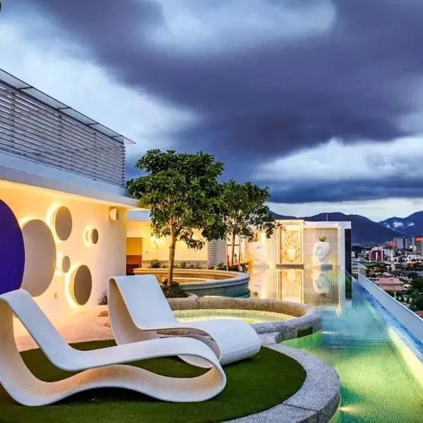 Stallionz Leisure Suites Ipoh, hotel i Ipoh