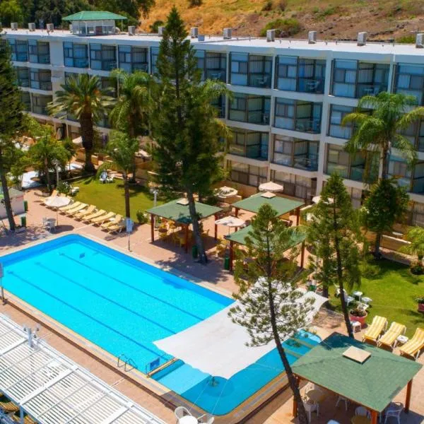 Ron Beach Hotel, hotel u gradu Tiberias
