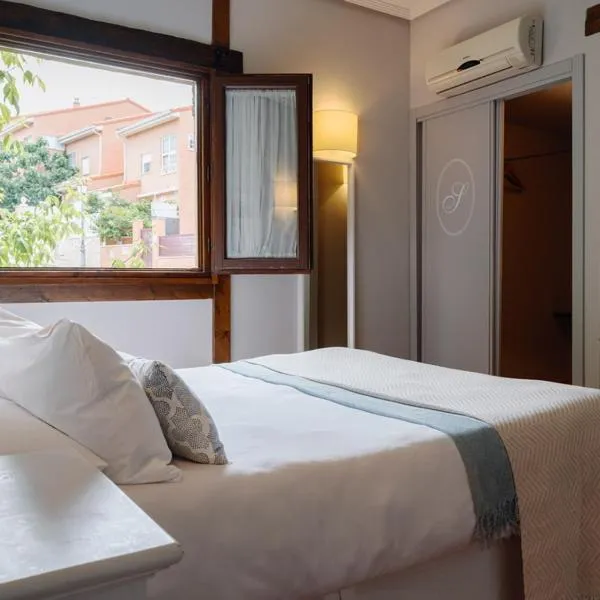 Hospedium Hotel Rural Ruta Imperial H-CC-00660, khách sạn ở Jarandilla de la Vera