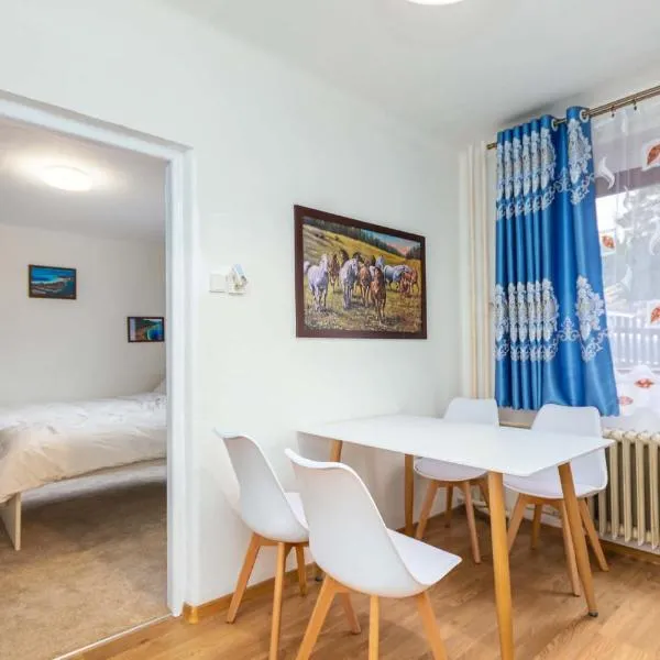 Byty Na vyhlídce, hotel in Zdice