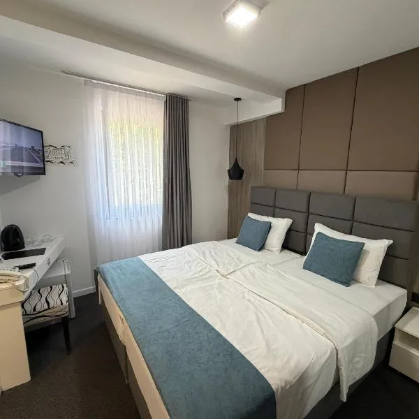 Hotel Perla - Sarajevo & FREE PARKING, хотел в Сараево