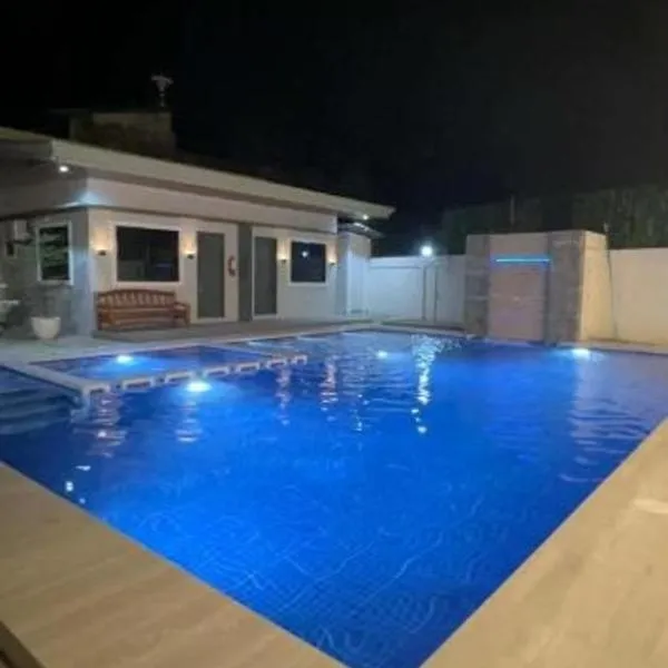 T'zam Villa, hotel en Dipólog