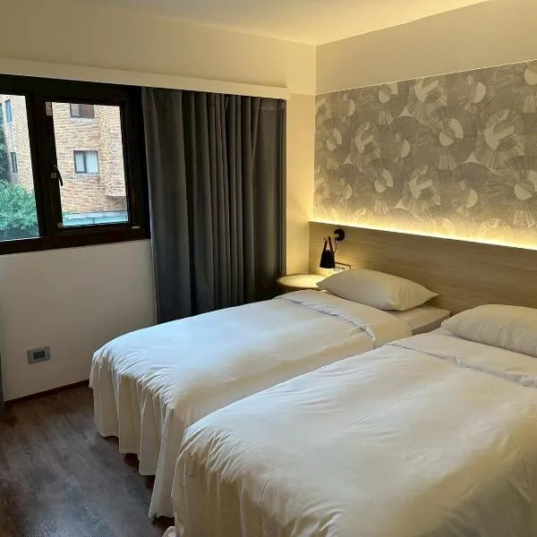 Delight Hotel, hotel u gradu Tajpej