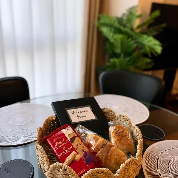 2 Bedroom Apartment near Glasgow City Centre, Celtic Park and Emirates Arena, hotel u gradu Glazgov