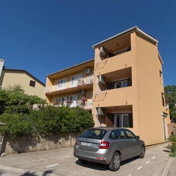 Apartments Marija, hotel em Cres