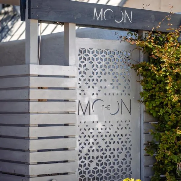 The Moon Vama Veche, ξενοδοχείο σε Vama Veche