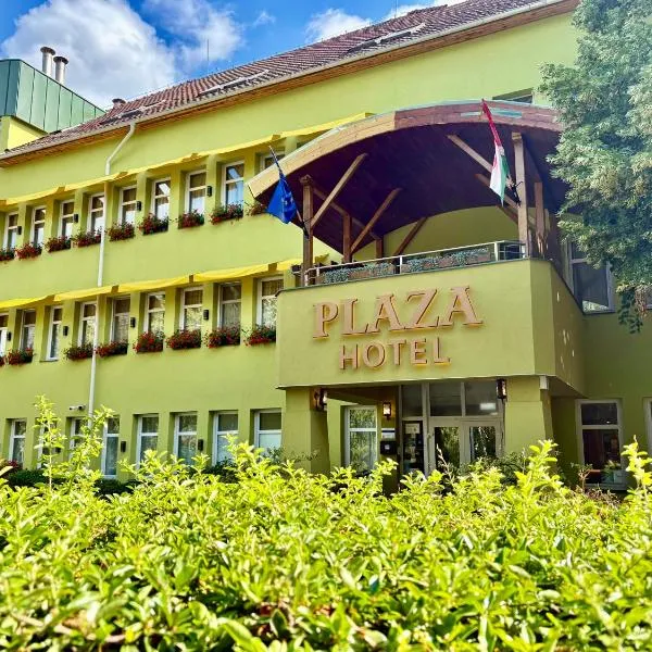 Plaza Hotel Gyula, hotell i Gyula