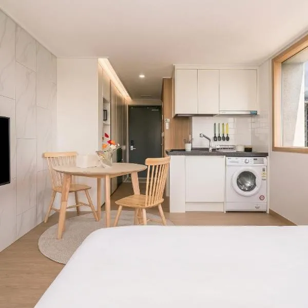 Urbanstay Jeju Airport, ξενοδοχείο σε Jeju