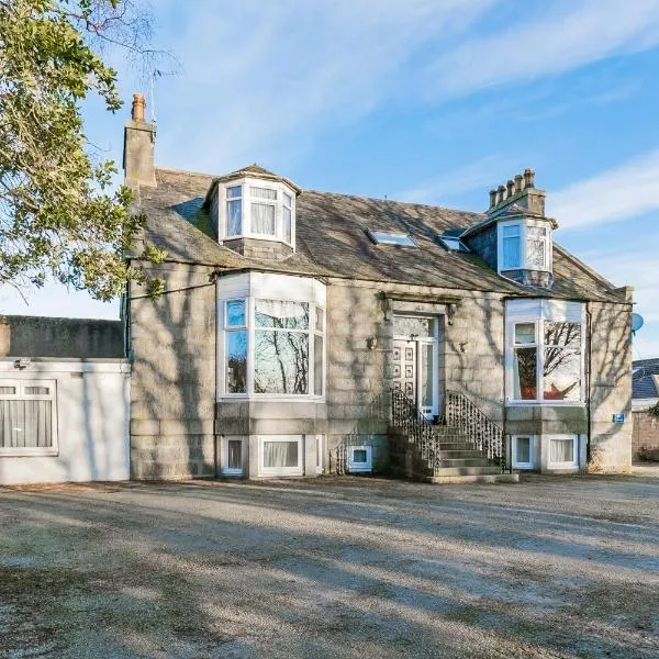 Station View Guest House, hotell sihtkohas Dyce