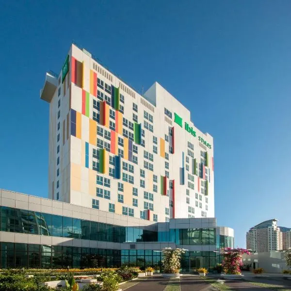 ibis Styles Manila Araneta City: Manila şehrinde bir otel