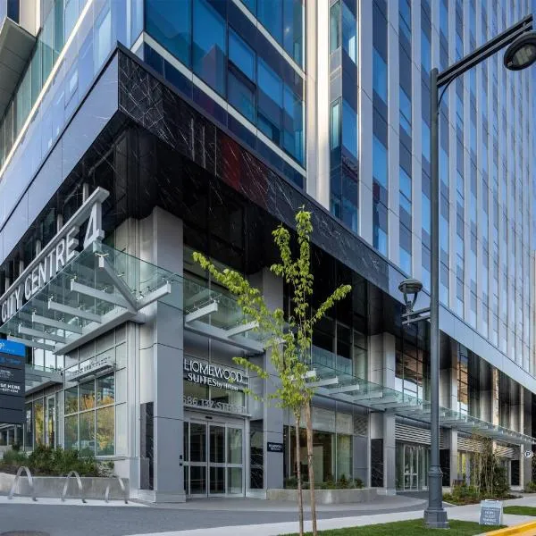 Homewood Suites By Hilton Surrey, hotel u gradu Sari