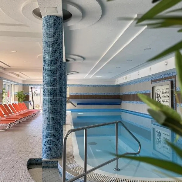 Mátyás Király Gyógy- és Wellness Hotel, готель у місті Гайдусобосло