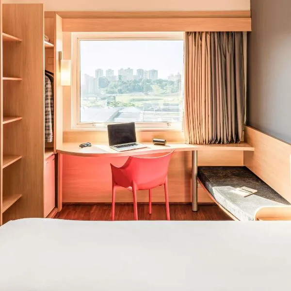 ibis Sao Jose dos Campos Dutra, ξενοδοχείο σε Sao Jose dos Campos