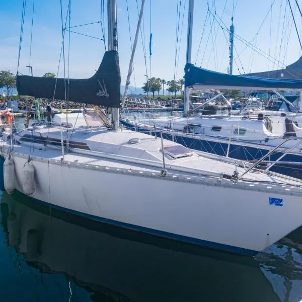 Velero Oceans Ontzi, Hendaya, отель в Андае