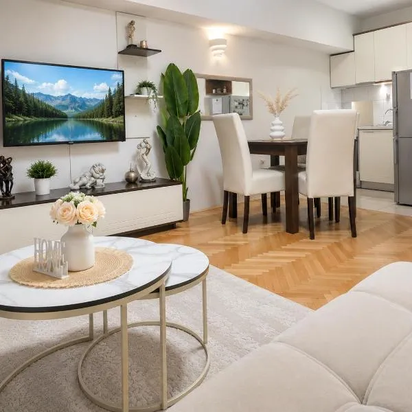 Apartment 88 SELF check-in, FREE parking, hotell i Skopje