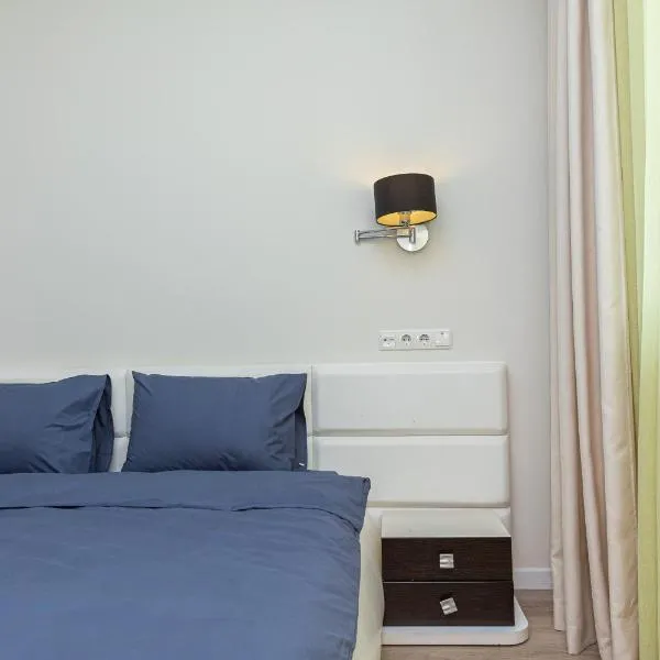 Family, Park&Lake Residence โรงแรมในคีชีเนา