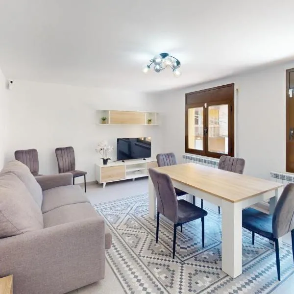 Apartamento LA FALLA DE LAVAIX - Pont De Suert -、エル・ポン・デ・スエルトのホテル