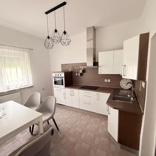 Villa Kraker, hotel u gradu 'Muta'