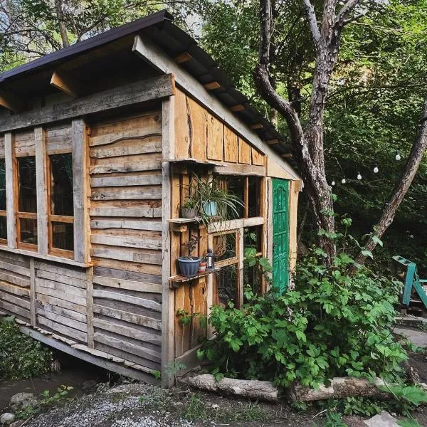 Dikaya Soap Farm, hotel a Ryskulovo