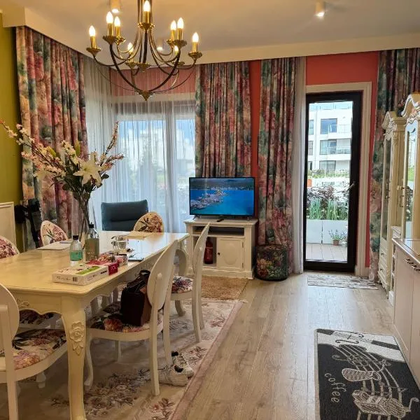 HoaVilla Solmarina, Open Suite, Wyspa Sobieszewska, hotel v destinaci Wiślinka
